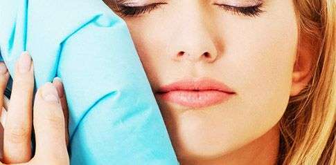 Опухла щека: причины, первая помощь, методы лечения