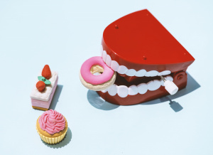 10 продуктов, которые вредят нашим зубам