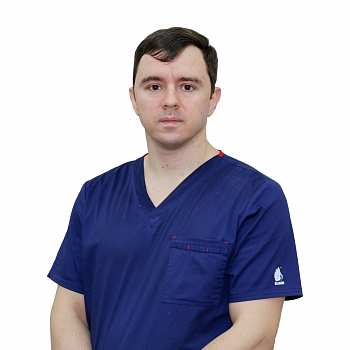 Панцулая Виталий Георгиевич Стоматолог-хирург, имплантолог