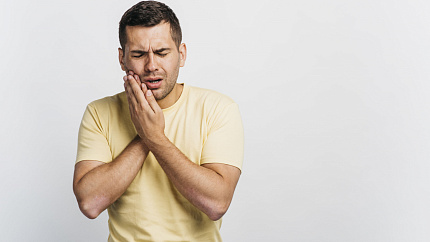 Болит зуб при надавливании или нажатии, что делать?